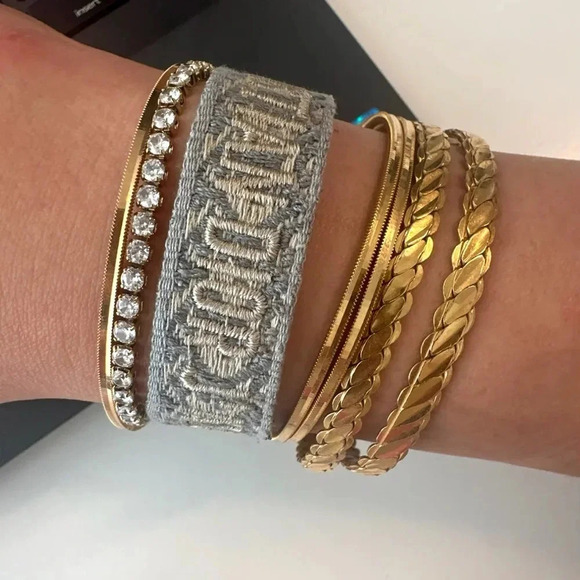 Zirconia Tennis 18K Gold Stainless Steel Waterproof Gold Gemstone Bracelet - Picture 5 of 11